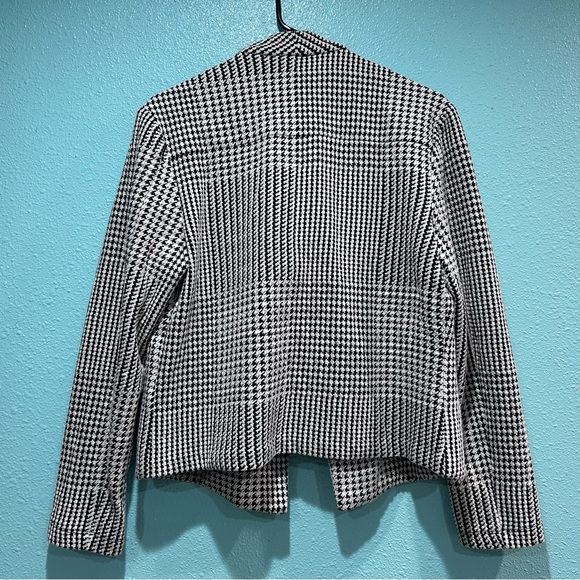 Calvin Klein Black and White Houndstooth Blazer - Picture 6 of 14